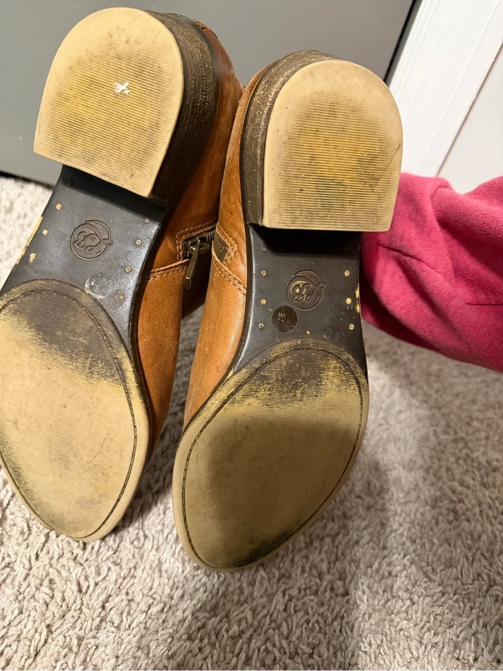 Women’s Lucky Brand Tan Leather Ankle Boots with Side Zip